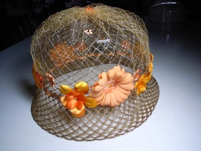 Teo's Hats M10Cloche-orange.JPG